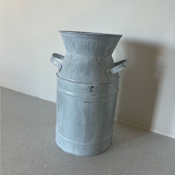 Flower Pot/House Decor Canister - Picture 2 of 4